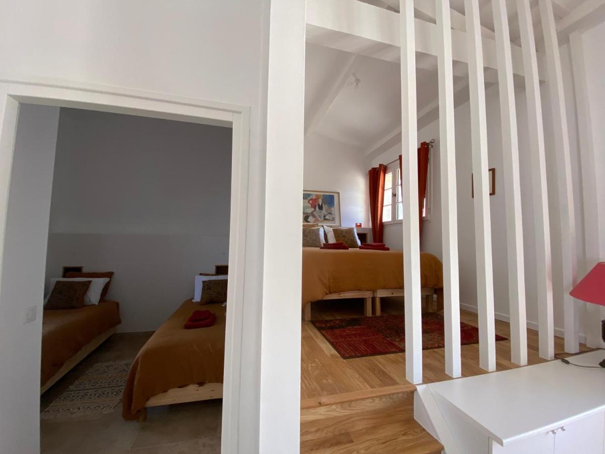Chateau De Feusse Saint-Just-Luzac Bagian luar foto